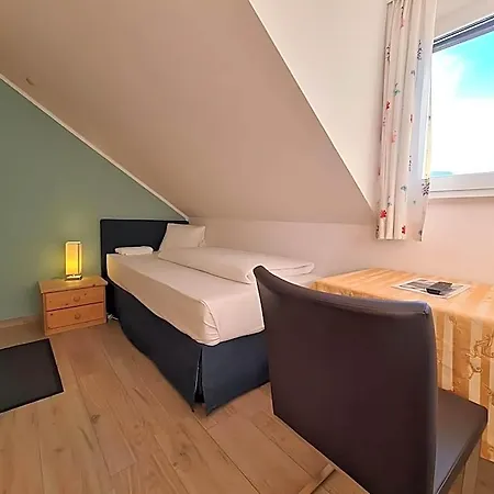 Haus Am 3*